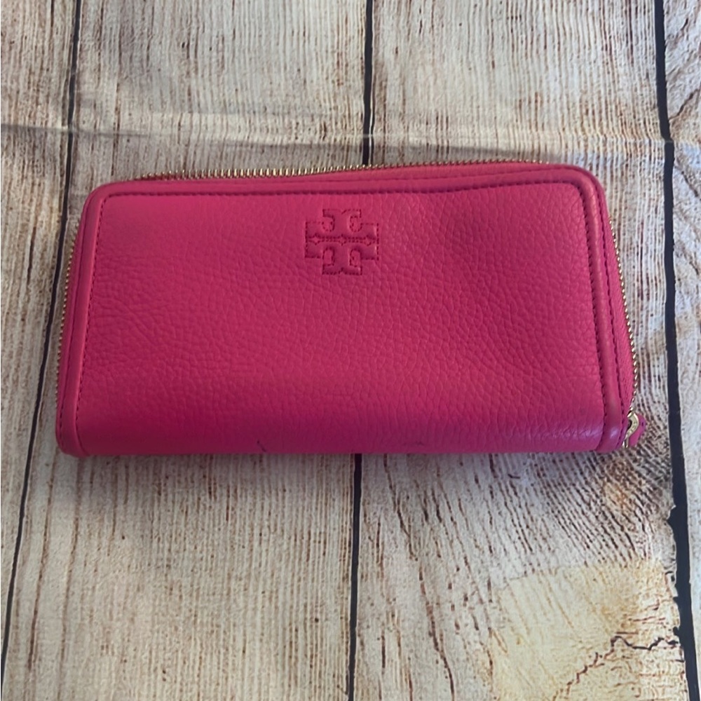 Bright pink Tory Burch wallet